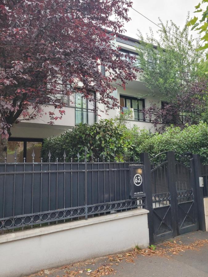 Appartement Standing 2 Pieces Avec Jardin Entre Paris & Dysney Bry-sur-Marne Ngoại thất bức ảnh