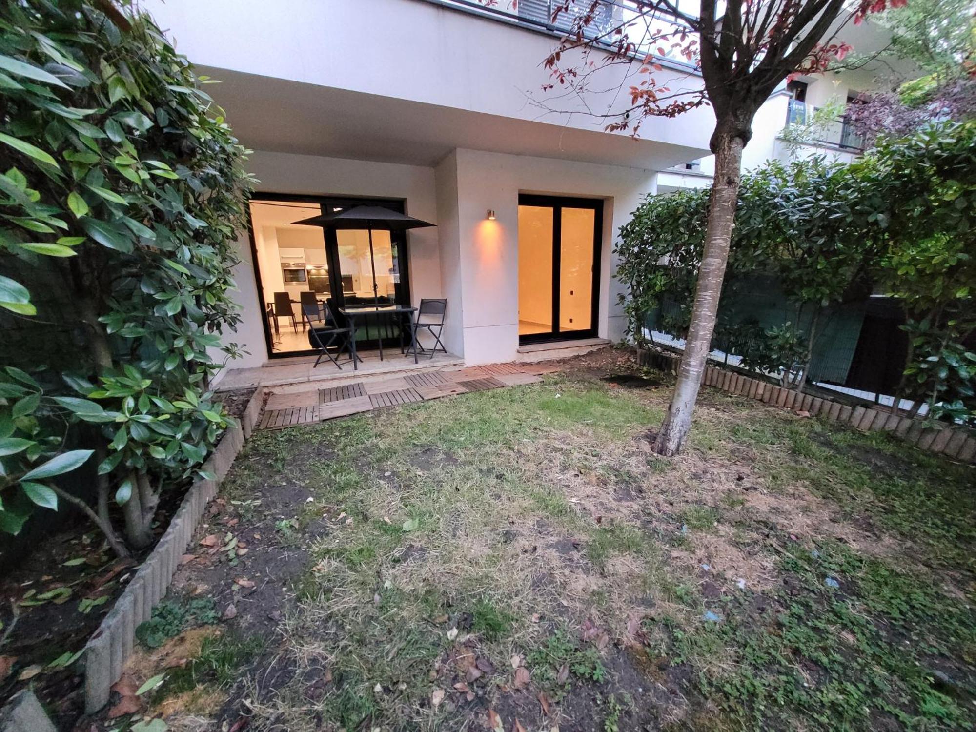 Appartement Standing 2 Pieces Avec Jardin Entre Paris & Dysney Bry-sur-Marne Ngoại thất bức ảnh